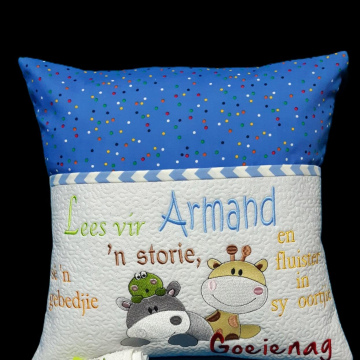 Three friends pocket pillow